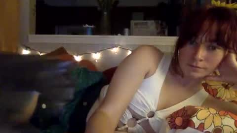 pixie_bella online show from 05/26/26, 02:24