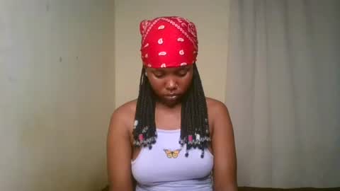 Snapshot of pixie_roman chatting on 02/04/25, 07:22 Majesty online show from 02/04/25, 07:22