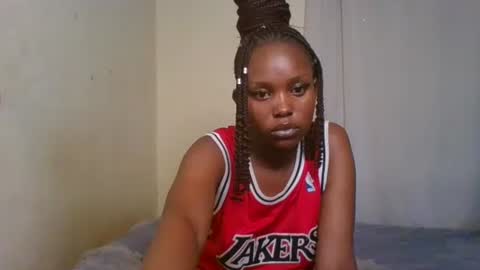 Snapshot of pixie_roman chatting on 03/06/25, 08:30 Majesty online show from 03/06/25, 08:30