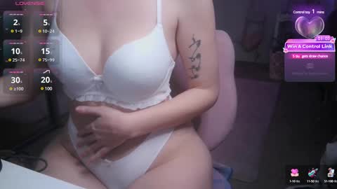 Pixie online show from 02/21/25, 12:16