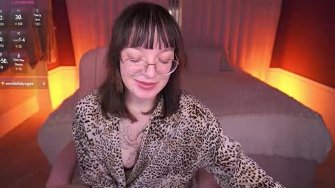 pixiepeachh online show from 10/29/25, 02:41