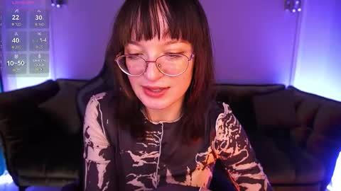 pixiepeachh online show from 11/14/25, 07:51