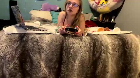 Snapshot of pixieprincess03 chatting on 03/11/25, 08:31 Princess online show from 03/11/25, 08:31