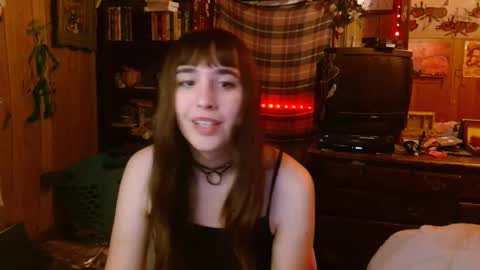 Izzy online show from 01/17/25, 05:21