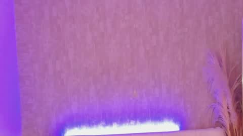 Snapshot of pixy_20 chatting on 09/22/25, 03:41 cris online show from 09/22/25, 03:41