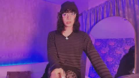 cris online show from 03/19/26, 04:05