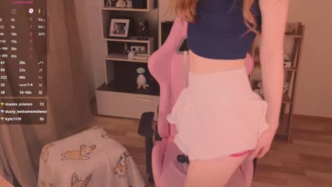 Snapshot of plastic_beach chatting on 01/20/25, 06:21 Lene online show from 01/20/25, 06:21