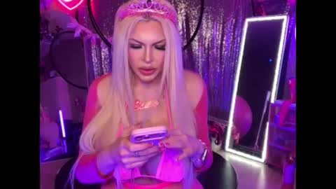 Dumb bimbo fuck doll online show from 03/28/26, 02:44