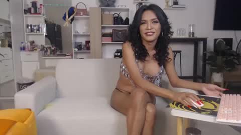 plasticgirll online show from 12/09/24, 03:22