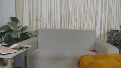 plasticgirll online show from 02/27/26, 04:40