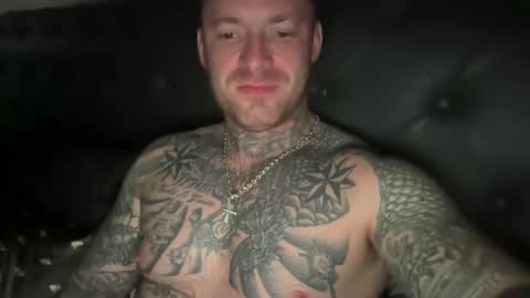 Snapshot of platinum_338 chatting on 09/29/25, 01:27 platinum_338 online show from 09/29/25, 01:27