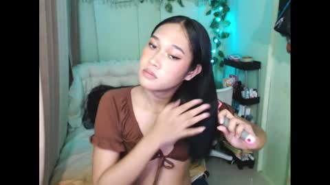 Snapshot of playful_sie chatting on 02/01/25, 12:58 sie online show from 02/01/25, 12:58