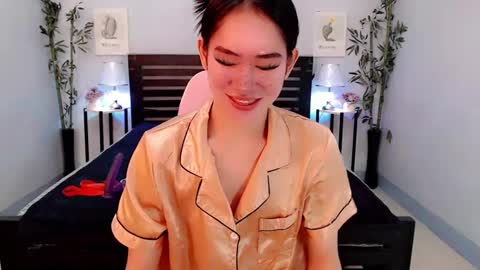 kate online show from 02/27/25, 02:32