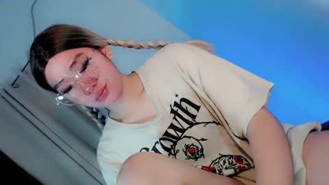 Snapshot of playfulcock69_kate chatting on 02/01/26, 11:58 kate online show from 02/01/26, 11:58