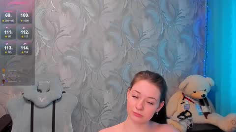 Kira online show from 01/31/25, 05:51