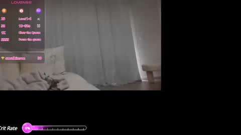 Snapshot of playgirlpetite chatting on 02/13/25, 05:05 hornypetitegirl online show from 02/13/25, 05:05