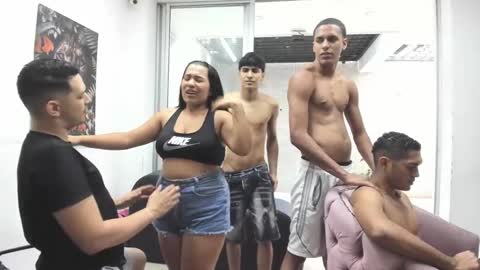 Snapshot of playhardsex chatting on 01/28/25, 03:46 online show from 01/28/25, 03:46