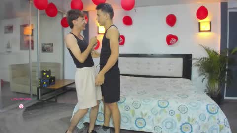 Snapshot of playhardsex chatting on 09/22/25, 11:18 online show from 09/22/25, 11:18