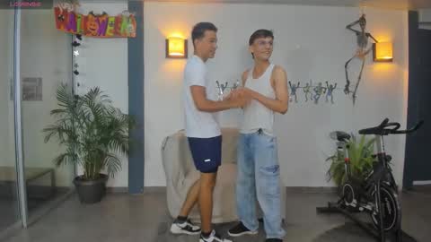 Snapshot of playhardsex chatting on 10/19/25, 11:16 online show from 10/19/25, 11:16