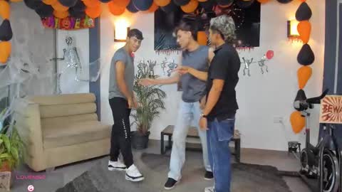 Snapshot of playhardsex chatting on 11/04/25, 11:15 online show from 11/04/25, 11:15