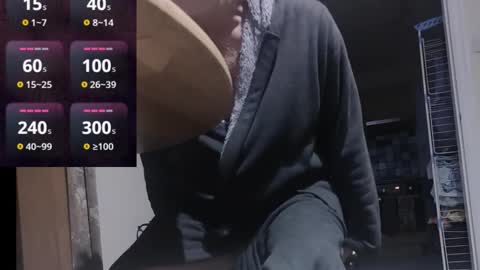 Play Me online show from 09/26/25, 01:31