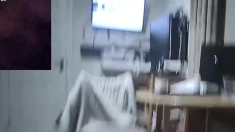 Play Me online show from 09/28/25, 05:02