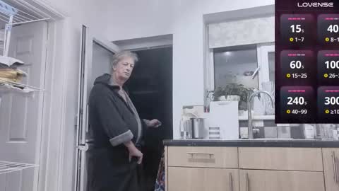 Play Me online show from 10/05/25, 11:02