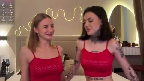 Simona and Bonnie online show from 06/12/26, 01:21