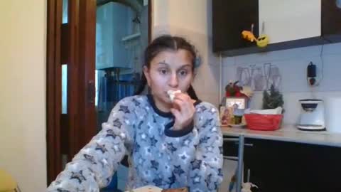 Snapshot of pleas3s_sweet chatting on 02/11/25, 03:29 pleas3s_sweet online show from 02/11/25, 03:29