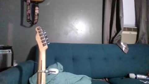 pleasantdinosaurus7537 online show from 11/11/25, 04:12