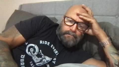 Snapshot of pleasesitonmycock chatting on 09/28/25, 12:43 PleaseSitOnMyCock online show from 09/28/25, 12:43