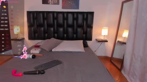 JUAN AND JULI online show from 01/10/25, 10:15