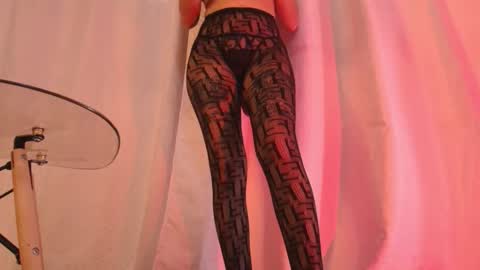 JUAN AND JULI online show from 10/25/25, 10:15