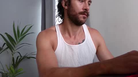 Snapshot of pleasurea chatting on 11/30/25, 04:00 pleasure online show from 11/30/25, 04:00