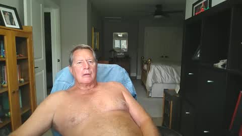 pleeeezeher online show from 09/24/25, 04:32