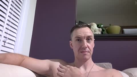 Snapshot of ploki2000 chatting on 01/19/25, 07:58 Kevin online show from 01/19/25, 07:58