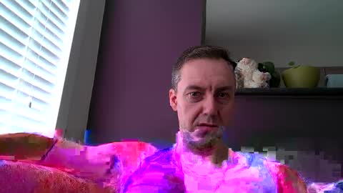 Snapshot of ploki2000 chatting on 02/01/25, 09:43 Kevin online show from 02/01/25, 09:43