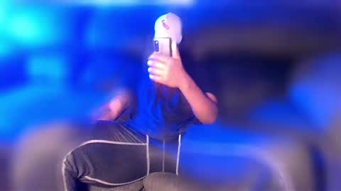 StraightPlush online show from 10/15/25, 07:08