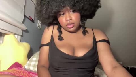 Snapshot of plushicore chatting on 01/06/26, 02:37 stariette online show from 01/06/26, 02:37