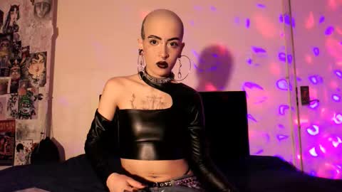    online show from 01/06/26, 12:47