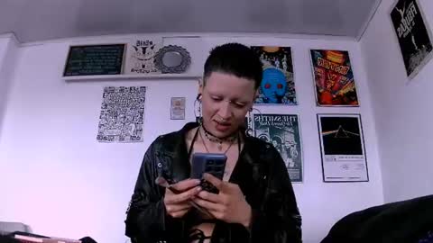    online show from 07/09/26, 08:24