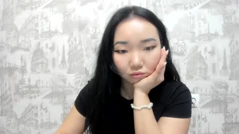 Erica online show from 02/08/25, 06:33