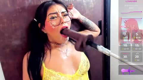 Snapshot of pocahontas_lantina chatting on 09/27/25, 04:06 pocahontas_lantina online show from 09/27/25, 04:06