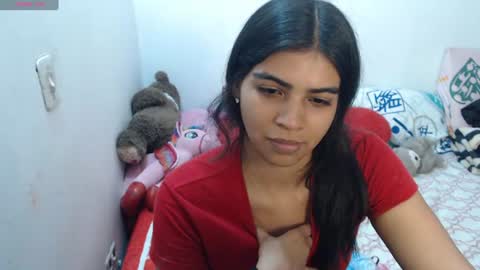 Snapshot of pocahontas_princess__ chatting on 07/24/26, 07:23 Pocahontas online show from 07/24/26, 07:23