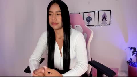 Jasmine online show from 09/18/25, 11:51