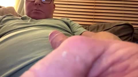 Snapshot of pod59 chatting on 11/24/25, 11:37 pod59 online show from 11/24/25, 11:37