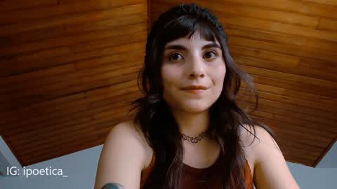 Snapshot of poeeticaa_ chatting on 01/03/25, 11:12 IG ipoetica online show from 01/03/25, 11:12