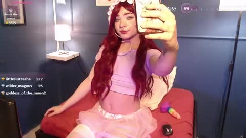 Snapshot of poison__luna chatting on 02/20/25, 06:57 Luna online show from 02/20/25, 06:57