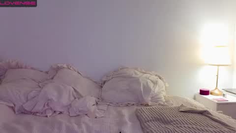 Rose online show from 03/11/25, 01:45