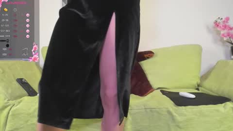 Holy Blonde online show from 02/10/26, 10:19